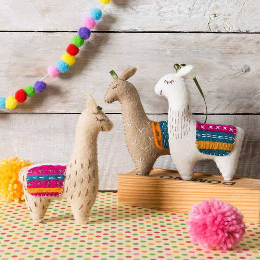 Corinne Lapierre Llamas Felt Craft Kit