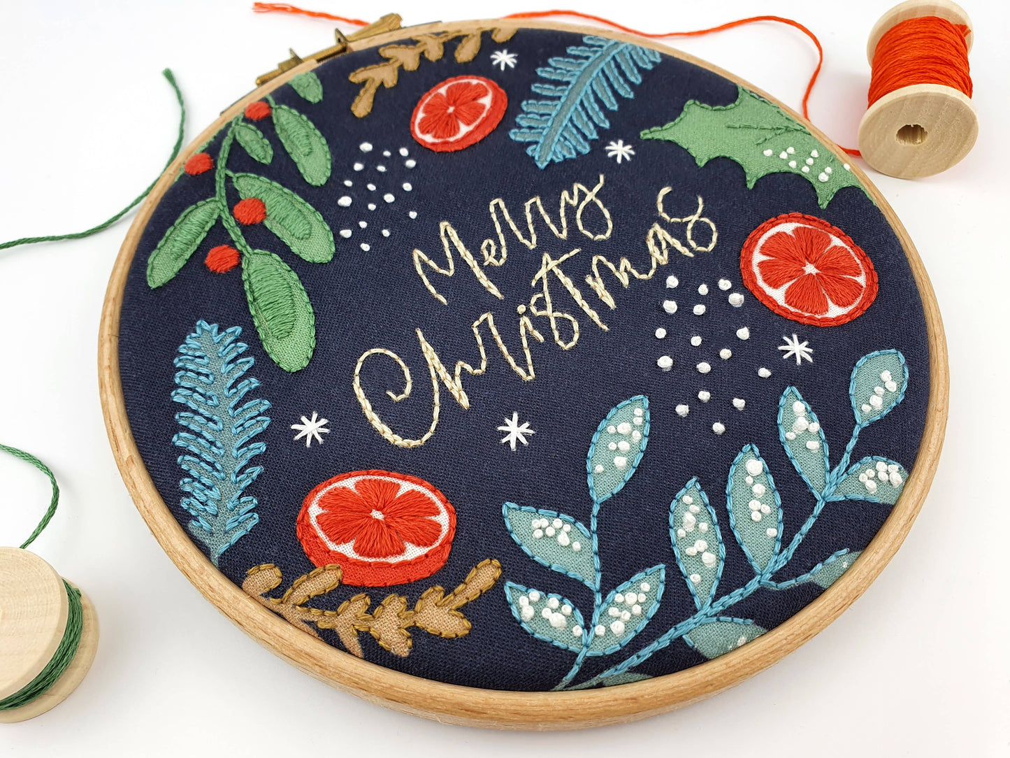 Oh Sew Bootiful 'Merry Christmas' Embroidery Kit