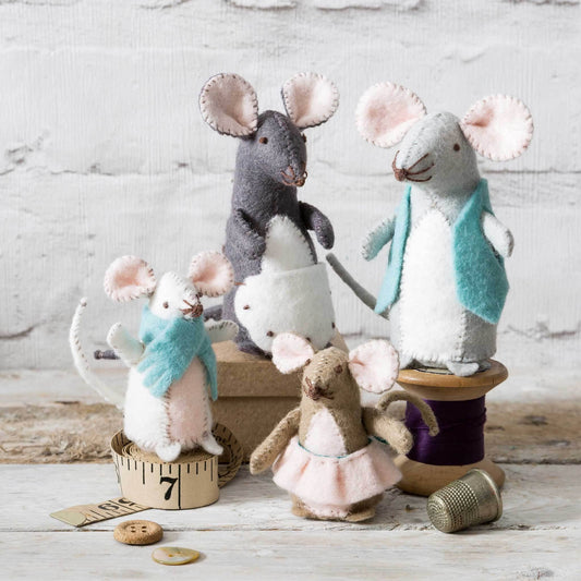 Corinne Lapierre Mouse Family Felt Craft Kit