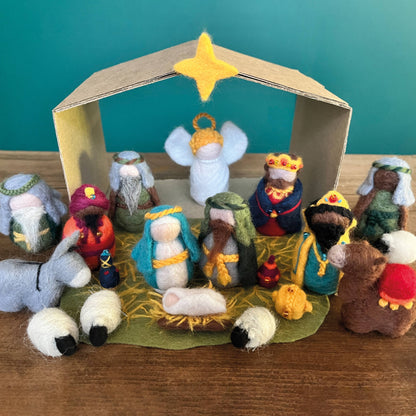 Bergin & Bath Needle Felting Kit: Nativity