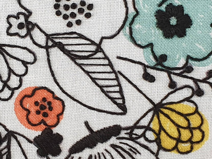 Oh Sew Bootiful Floral Shadows Embroidery Kit