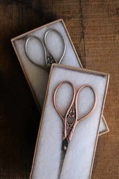 NNK Press Floral Teardrop Scissors