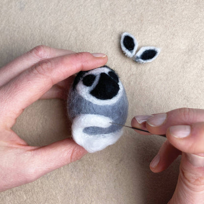 Bergin & Bath Needle Felting Kit: Mini Pets