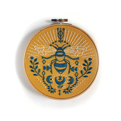 Rikrack Bee Embroidery Kit