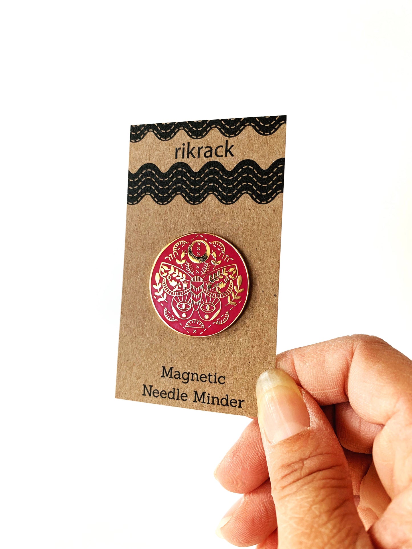 Rikrack Mythic Moth Needle Minder