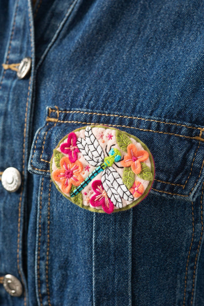 Hawthorn Handmade Dragonfly Felt Craft Brooch Kit