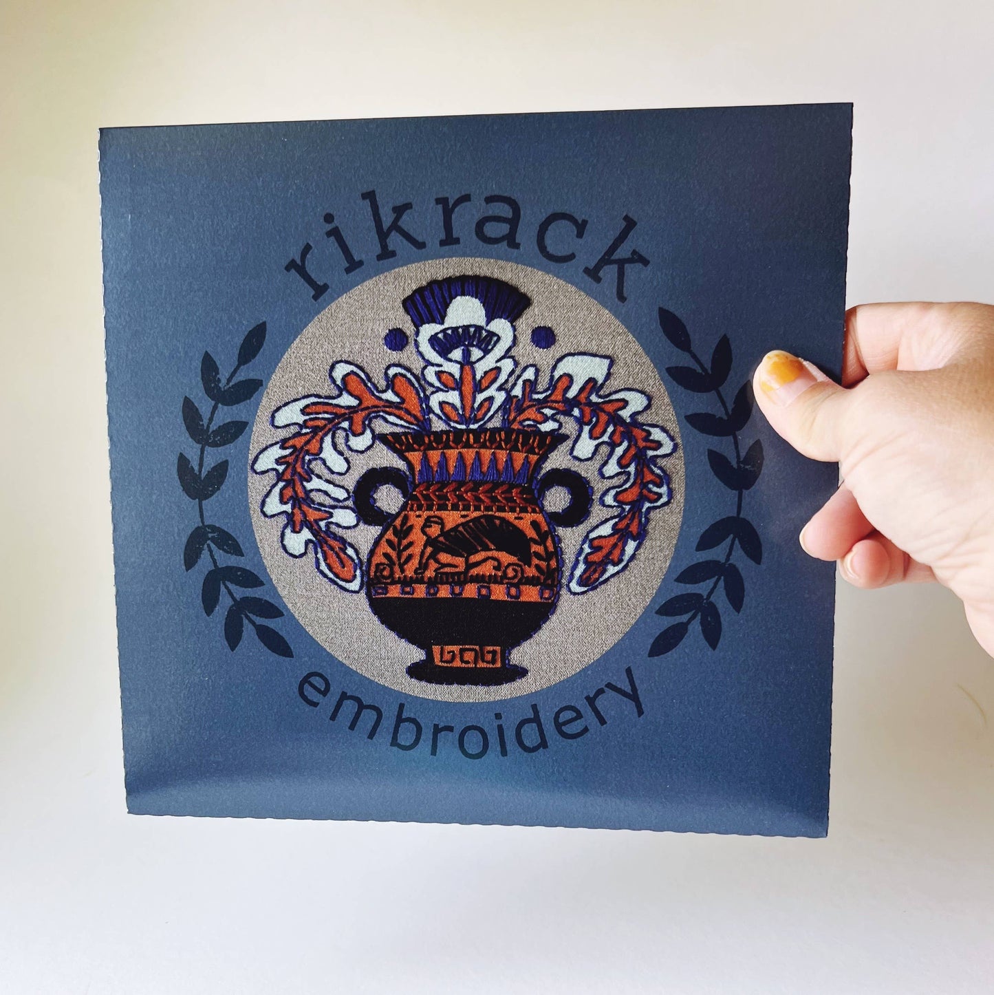 Rikrack Vase Embroidery Kit